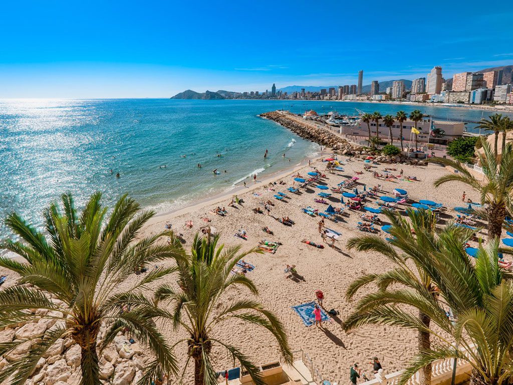 benidorm-hostal-el-trovador